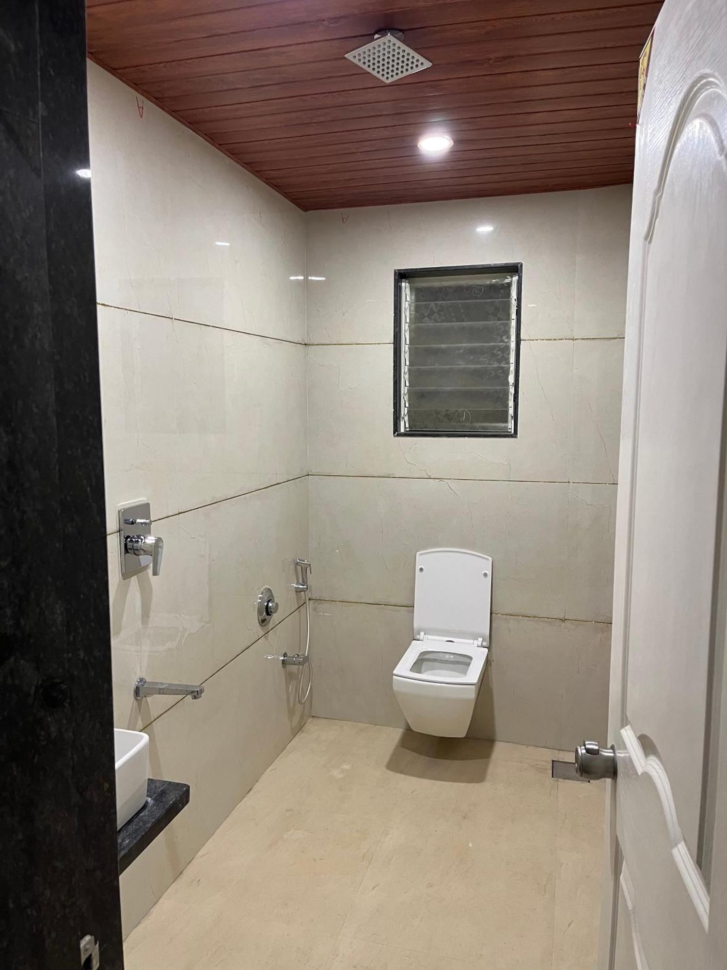 Hotel Jeet Paradise Phaltan Экстерьер фото
